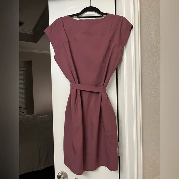 Arcteryx Contenta Belted dress Small Mauve - Picture 3 of 8